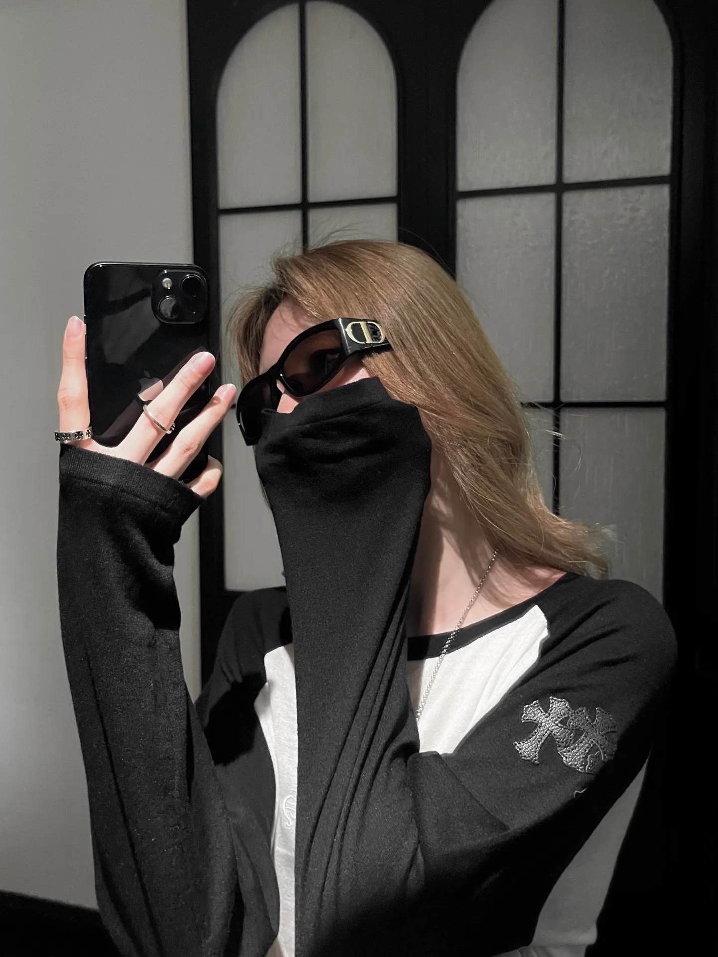【 】